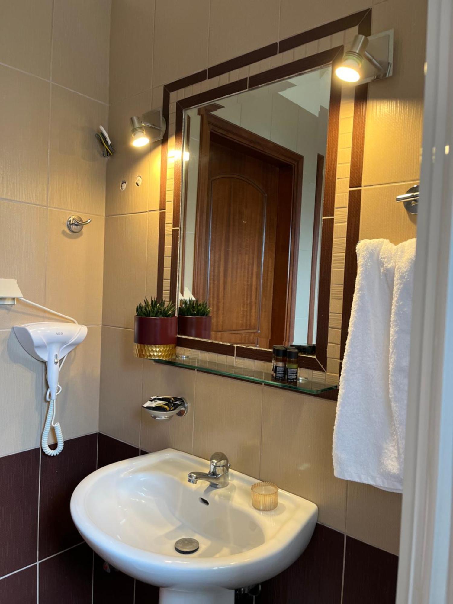 Agnanti Zitsas Hotel Экстерьер фото